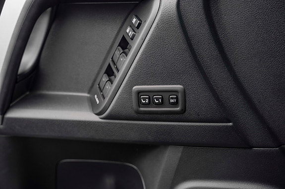 Toyota Land Cruiser 16 of 30