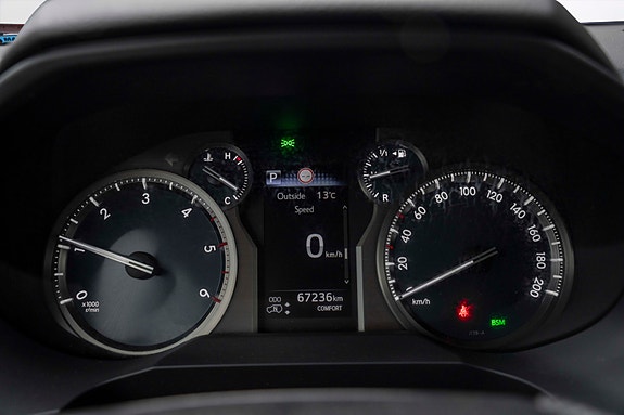 Toyota Land Cruiser 19 of 30