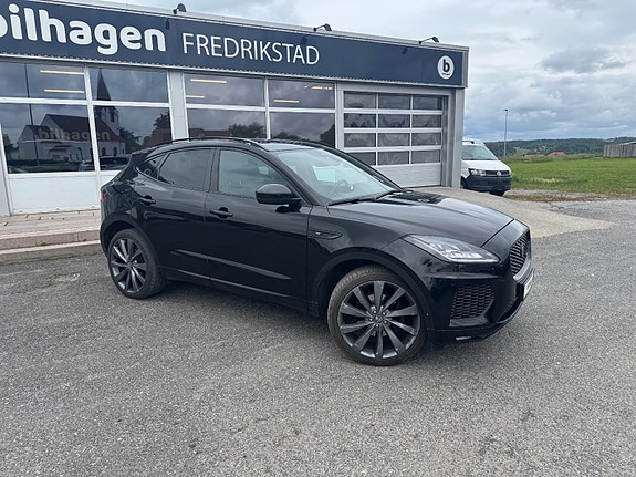 Jaguar E-PACE 2 of 5