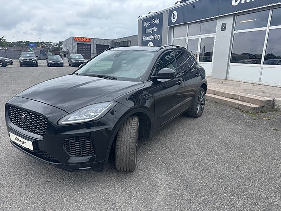 Jaguar E-PACE 3 of 5