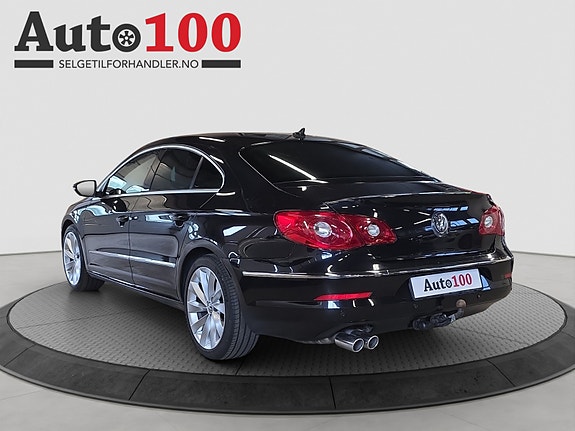 Volkswagen Passat CC 4 of 23