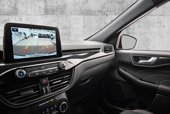 Ford Kuga 15 of 23