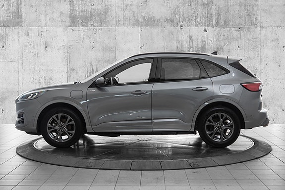 Ford Kuga 2 of 23