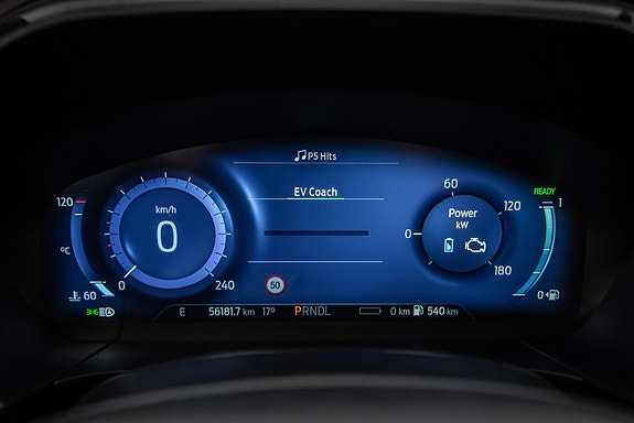 Ford Kuga 13 of 23
