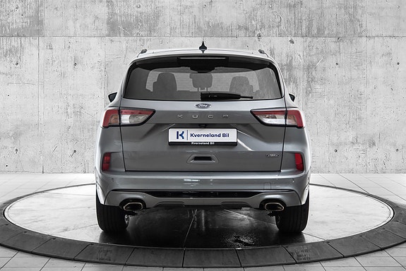 Ford Kuga 4 of 23
