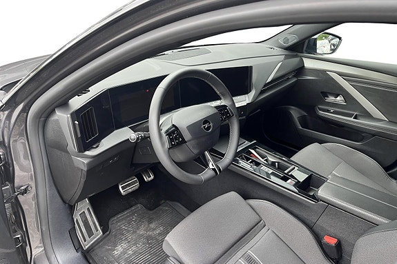 Opel Astra 9 of 27