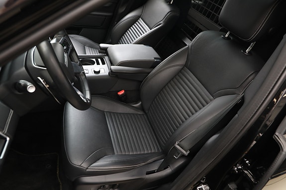 Land Rover Discovery 24 of 30