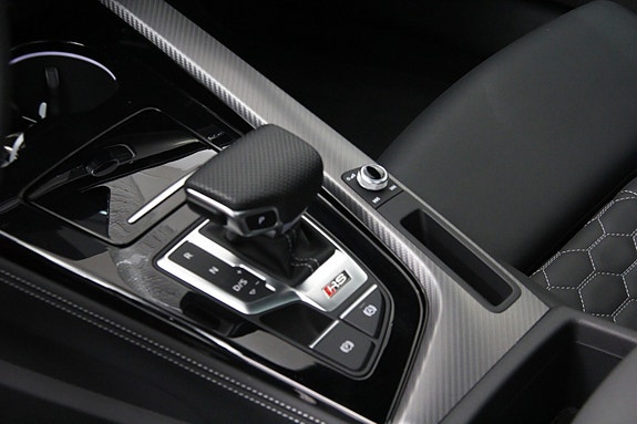 Audi RS4 30 of 30