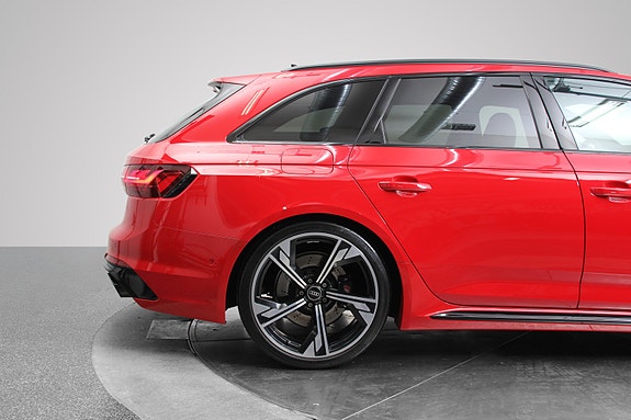 Audi RS4 11 of 30