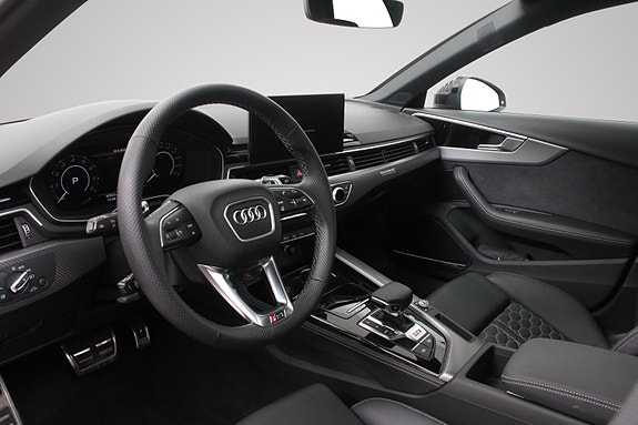 Audi RS4 24 of 30