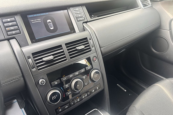 Land Rover Discovery Sport 23 of 30