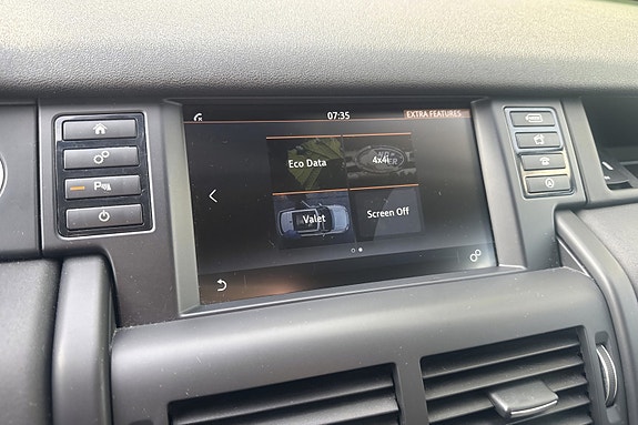 Land Rover Discovery Sport 25 of 30