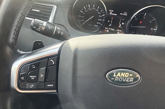 Land Rover Discovery Sport 21 of 30