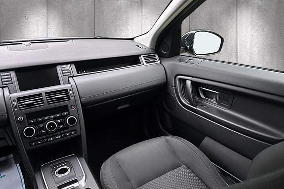 Land Rover Discovery Sport 20 of 30