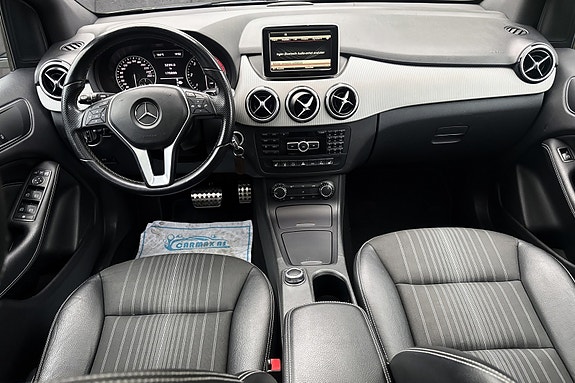 Mercedes-Benz B200 27 of 30