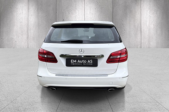 Mercedes-Benz B200 14 of 30
