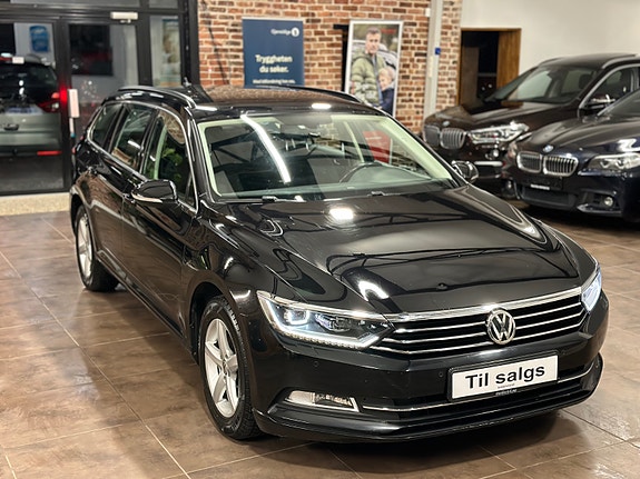 Volkswagen Passat 19 of 30