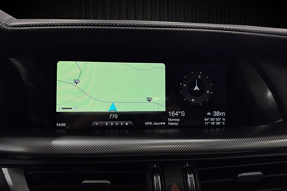 Alfa Romeo Stelvio 15 of 30