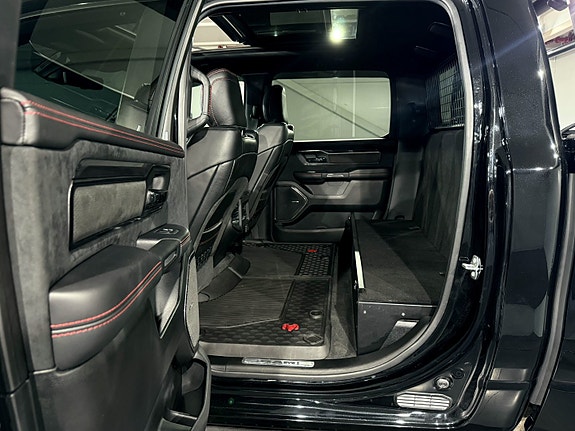Dodge RAM 15 of 30