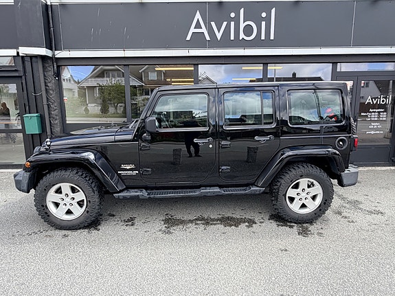 Jeep Wrangler 2 of 5