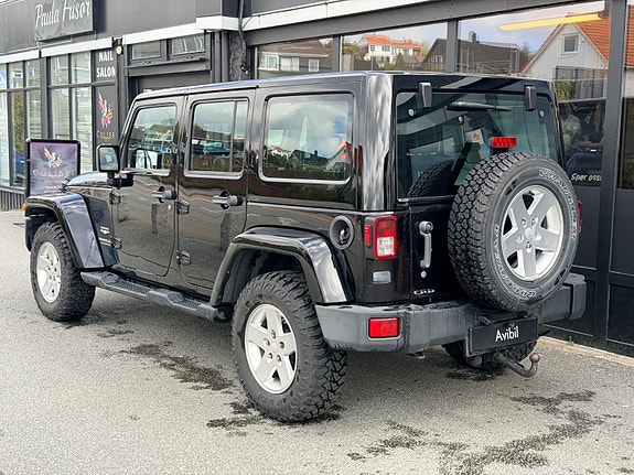 Jeep Wrangler 3 of 5