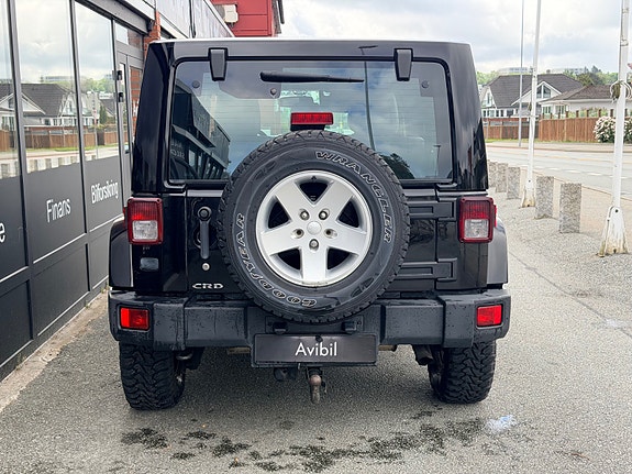 Jeep Wrangler 4 of 5