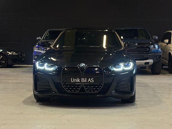 BMW i4 4 of 5