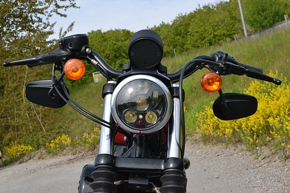 Harley-Davidson XL 883N Iron 18 of 20