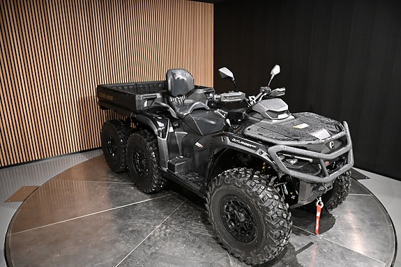 Can-Am Outlander 6x6 Backcountry 1000R 13 of 30