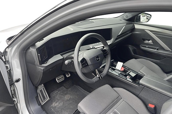 Opel Astra 9 of 27