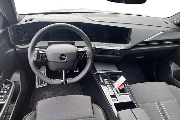 Opel Astra 6 of 27