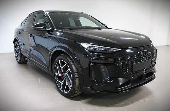 Audi Q6 e-tron 3 of 27