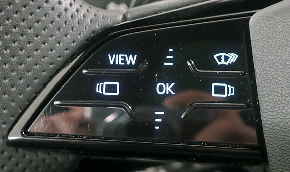 Audi Q6 e-tron 18 of 27