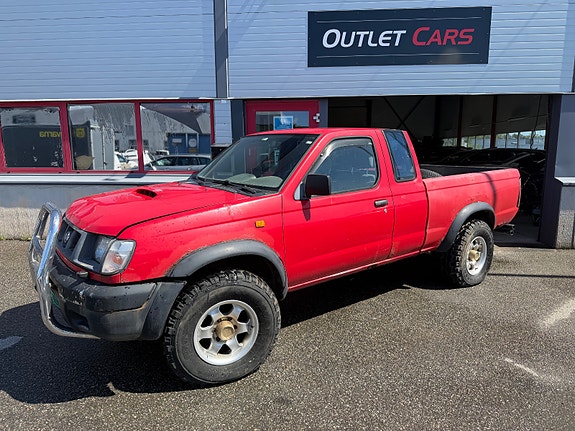 Nissan 2 of 5