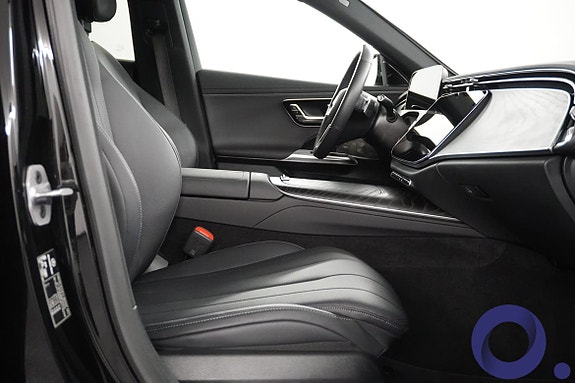 Mercedes-Benz E300 de 30 of 30