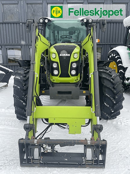 CLAAS ARION 440 2 of 5