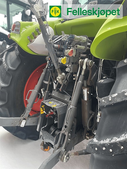 CLAAS ARION 440 3 of 5