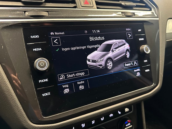 Volkswagen Tiguan 22 of 30