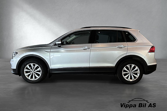 Volkswagen Tiguan 4 of 30
