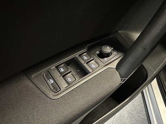 Volkswagen Tiguan 28 of 30