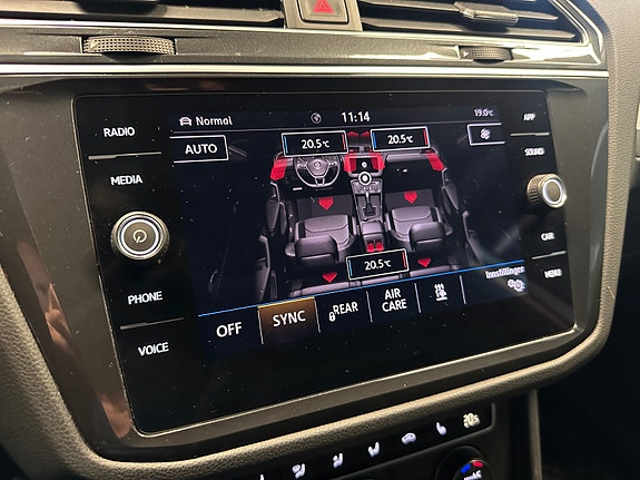 Volkswagen Tiguan 21 of 30