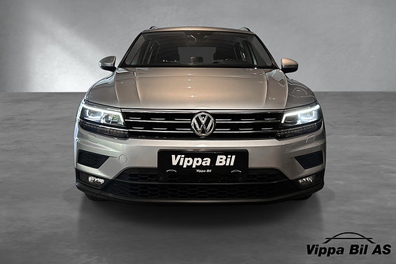 Volkswagen Tiguan 2 of 30