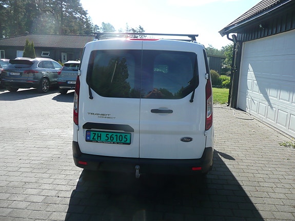 Ford Transit Connect 7 of 29