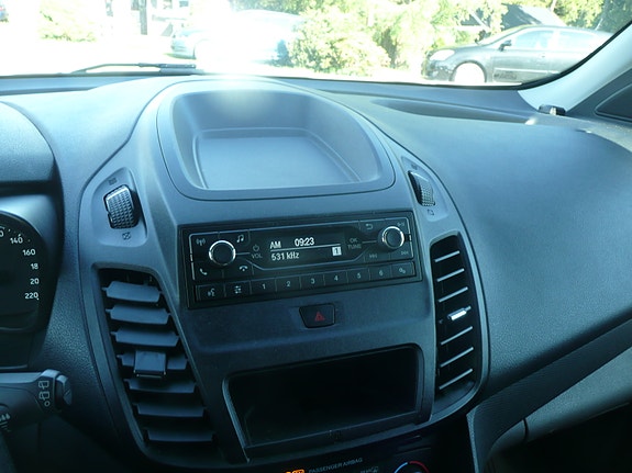 Ford Transit Connect 21 of 29