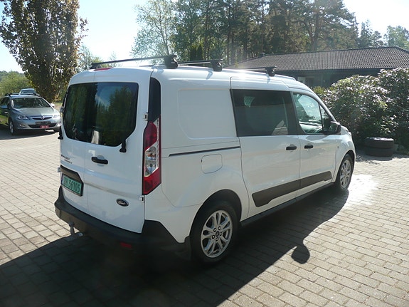 Ford Transit Connect 6 of 29