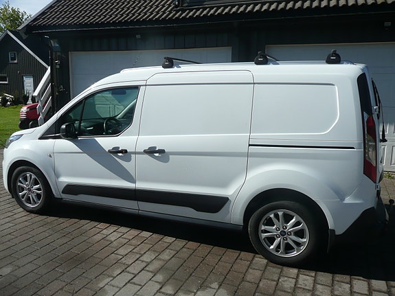 Ford Transit Connect 10 of 29