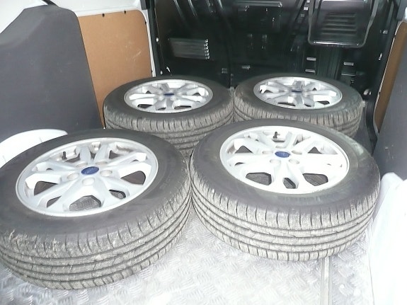 Ford Transit Connect 11 of 29