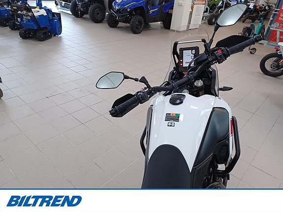Yamaha TÉNÉRÉ 700 Rally 5 of 10