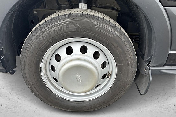 Ford Transit 28 of 30