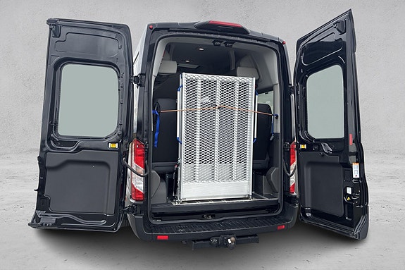 Ford Transit 25 of 30